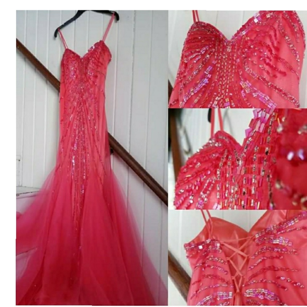 Dave & Johnny Mermaid Style Prom Dress
